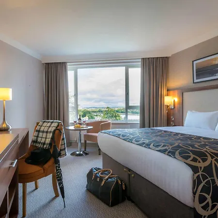 Clayton Silver Springs 4* Cork